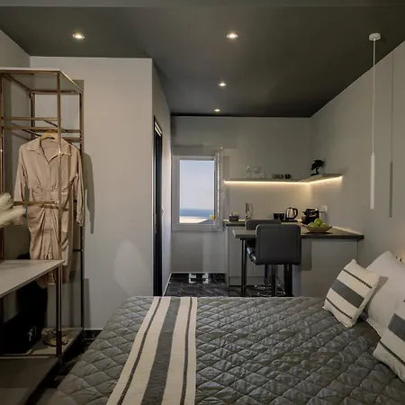 Sunset Seaview - Nea Premium Residences Imerovigli (Santorini)